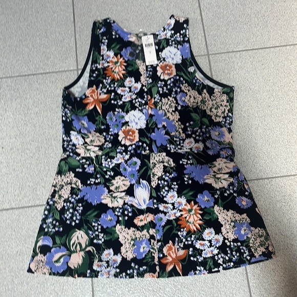 Anthropologie Top - Picture 3 of 9